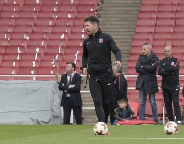 Simeone. 