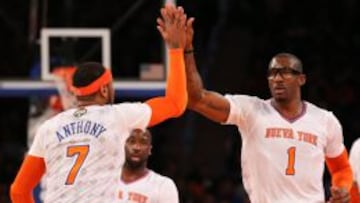 Carmelo Anthony y Amare Stoudemire, en el partido contra los Cavs.