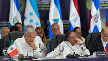 President of Colombia Gustavo Petro and Mexico's President Andres Manuel Lopez Obrador attend the closing of the Latin American and Caribbean Conference on Drugs "For life, peace and development", during the visit of the Mexican president, in Cali, Colombia September 9, 2023. Colombian Presidency/Handout via REUTERS ATTENTION EDITORS - THIS IMAGE WAS PROVIDED BY A THIRD PARTY. NO RESALES. NO ARCHIVES. MANDATORY CREDIT