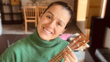 As赤 es Isabel Aai迆n, autora de &Potra Salvaje*: de jinete a protagonizar la canci車n del verano