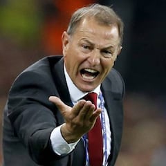 Di Biasi, 3% de sueldo y el título UEFA para entrenar en España