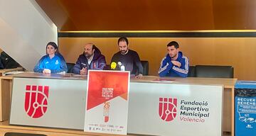 Presentación del Gran Premio Ciutat de València, con los atletas Paula Blanquer y Quique Llopis. 