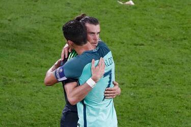 Cristiano & Bale, their iconic embrace, and what happens now
