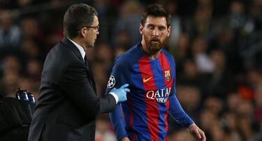 Messi fue atendido tras un fortísimo choque con Pjanic