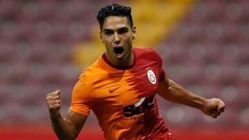 Falcao inicia con doblete la temporada en Galatasasray