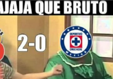 Cruz Azul cayó 0-3 en su debut y las imágenes más graciosas no se hicieron esperar.