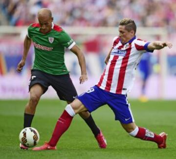 Fernando Torres con Mikel Rico.