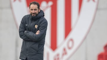 Machín, en la sesión a puerta cerrada de ayer en la factoría rojiblanca.