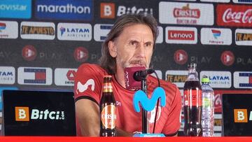 Ricardo Gareca entreg&oacute; la lista de convocados para enfrentar a Colombia y Ecuador.