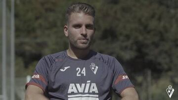 Kevin: "Al Eibar le gusta apretar mucho arriba, y a mí también"