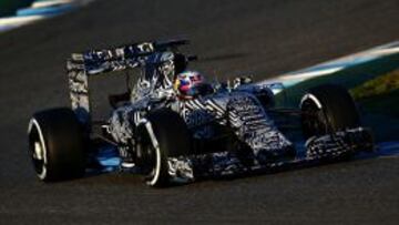 Daniel Ricciardo ya rueda en Jerez con el nuevo Red Bull.