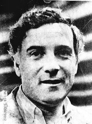 Pedro García Barros tiene dos títulos por Torneos Nacionales. Los logró como entrenador de Colo Colo, en 1981 y 1983.