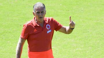 Carlos Queiroz desea triunfos y éxitos en Navidad