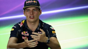 Max Verstappen durante la rueda de prensa de la FIA en Abu Dhabi.