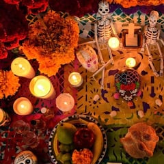 ¿Cuándo se pone el altar de Día de Muertos y qué elementos lleva?: fechas clave para este 2024