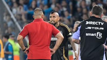 Almirón revela la insólita explicación que le dio Vidal tras su expulsión: para no creer