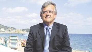 <b>ORGULLOSO. </b>Javier, feliz de ser el patrocinador del Espanyol.