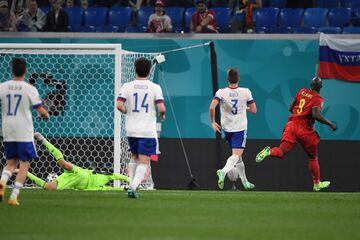 3-0. Romelu Lukaku marca el tercer gol.