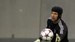 Cech llegar&aacute; al Arsenal para jugarse la titularidad con David Ospina