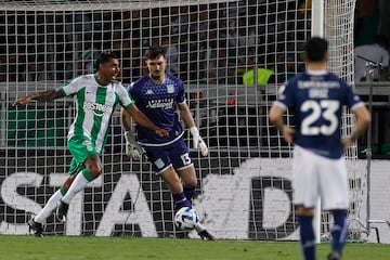 Nacional y Racing, ida de octavos de final de Copa Libertadores.