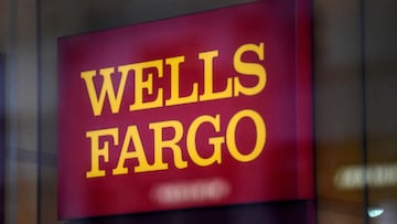Logo de Wells Fargo en una sucursal de la Ciudad de Nueva York.