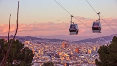 Best-selling travel writer thinks people should travel more: “The most frightened people are the people with no passports”