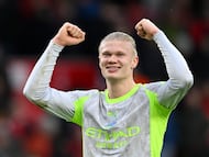 NOTTINGHAM, ENGLAND - DECEMBER 27: Erling Haaland of Manchester City celebrates after the Premier League match between Nottingham Forest and Manchester City at the City Ground on December 27, 2025 in Nottingham, England. (Photo by Clive Mason/Getty Images)