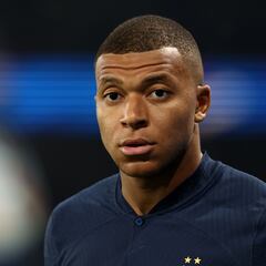 Will Liverpool rival Real Madrid for Kylian Mbappé if Mohamed Salah leaves Anfield?