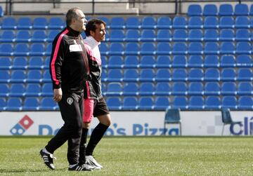 Visnjic, dialogante y cercano al jugador en su primer día