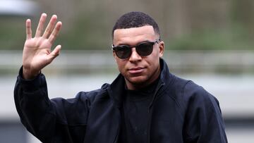 France's forward Kylian Mbappe arrives in Clairefontaine-en-Yvelines on March 18, 2024 as part of the team's preparation for upcoming friendly football matches. (Photo by FRANCK FIFE / AFP)