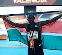 Kandie devora el récord del Mundo de Medio Maratón en Valencia (57:32)