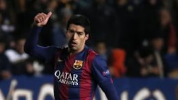 Luis Suárez tardó 393 minutos en hacer su primer gol como culé