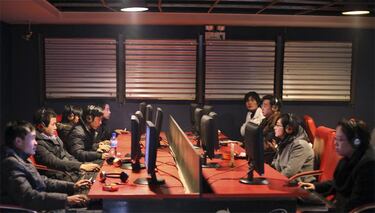 Jugadora dada por muerta pasa 10 años en cibercafés