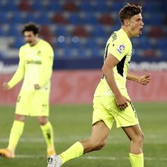 Llorente, un medio sin límites