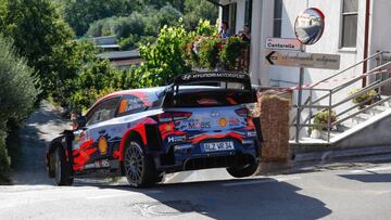 101 SORDO Dani (ESP), Carlos Del Barrio (ESP), Hyundai i20 Coupè WRC, action during the 2020 Rally di Roma Capitale, 1st round of the 2020 FIA European Rally Championship, from July 24 to 26, 2020 in Rome, Italy - Photo Frédéric Le Floc'h / DPPI
FREDERIC LE FLOC H / DPPI / AFP7
25/07/2020 ONLY FOR USE IN SPAIN