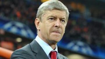 Wenger reconoce por primera vez su intención de fichar a Benzema.