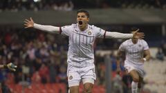 El &#039;Reba&ntilde;o Sagrado&#039; sac&oacute; la victoria en el Estadio Azteca gracias a un gol del delantero Ronaldo Cisneros