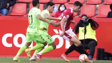 Los granas pierden su primer partido en el Nou Estadi