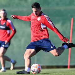 James se recupera y apunta al amistoso con Standard Lieja