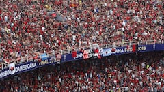 ¡La Nueva Olla se tiñe de rojo y negro! Los hinchas de Colón se dejan el alma para la final