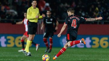Iñigo Martínez debutaba en Montilivi ante el Girona.