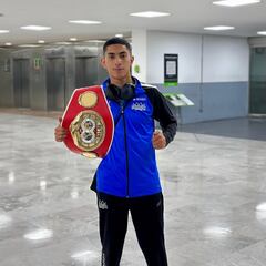 Quién es Ángel Ayala, mexicano que defenderá el campeonato de peso mosca en Japón