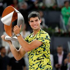Alcaraz derriba a Struff para revalidar su título en Madrid