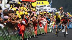 Froome tightens grip on third Tour de France triumph