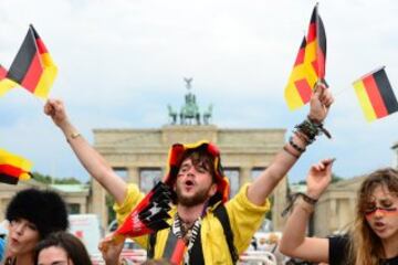 Desde Berlín hasta Buenos Aires pasando por Río de Janeiro, la final del Mundial congrega a miles de aficionados deseosos de disfrutar de la victoria.