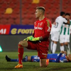 ¡Papelón azul!: la U cae por goleada en su peor partido del año