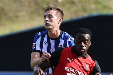 La Real empata ante el Rennes en un partido con dos caras diferentes