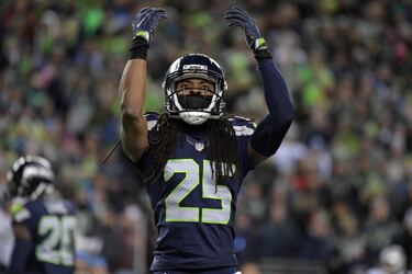 Seattle Seahawks - Richar Sherman: El cornerback es una mega estrella de la NFL. Su problema no está dentro del campo sino fuera. Ver si es capaz de seguir su carrera en Seattle será lo más importante. Este año ha estado apunto de irse, debe volver a most