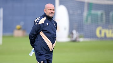 Paco López en el entrenamiento del pasado martes en la Ciudad Deportiva.