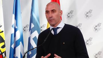 Rubiales propone un crédito de 500M€ para Primera y Segunda